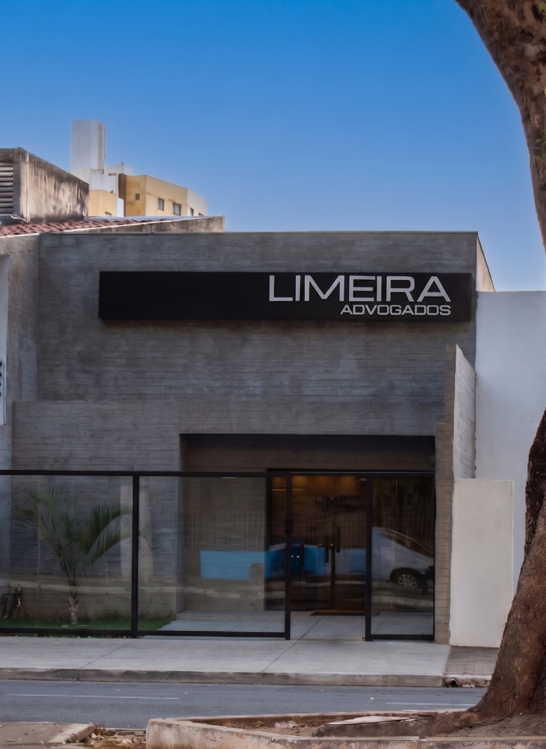 Fachada do escritório Limeira Advogados em Natal